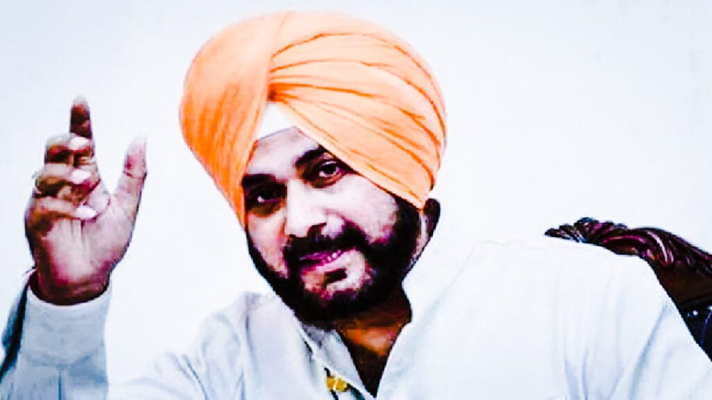 पुलवामा हमले पर टिप्पणी करने के बाद नवजोत सिंह सिद्धू को , 'द कपिल शर्मा शो' छोड़ने के लिए कहा गया। सिद्धू की जगह अब अर्चना पूर्ण सिंह को शो में लिया जाएगा।