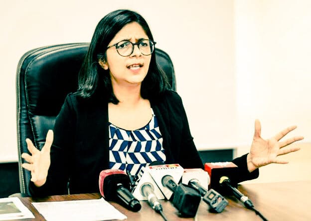 Womens Day के अवसर DCW अध्यक्ष स्वाति मालीवाल ने बांटे पुरस्कार