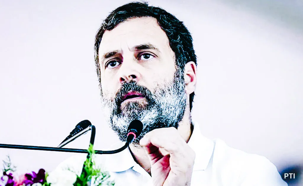 राहुल गांधी ने रक्षा मंत्री राजनाथ सिंह द्वारा गलवान घाटी में शहीद सैनिकों देर से श्रद्धांजलि देने पर पूछे सवाल