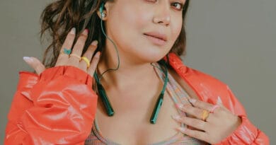 Neha Kakkar ने पति रोहनप्रीत सिंह संग करवाचौथ पर किया डांस