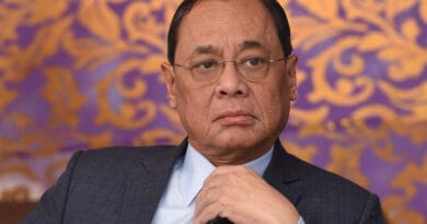 चीफ जस्टिस रंजन गोगोई पर लगे यौन उत्पीड़न के आरोपों की जाँच के लिए आंतरिक कमेटी का किया गया गठन। देश के दूसरे नंबर के जस्टिस एस ए बोबडे करेंगे जाँच।