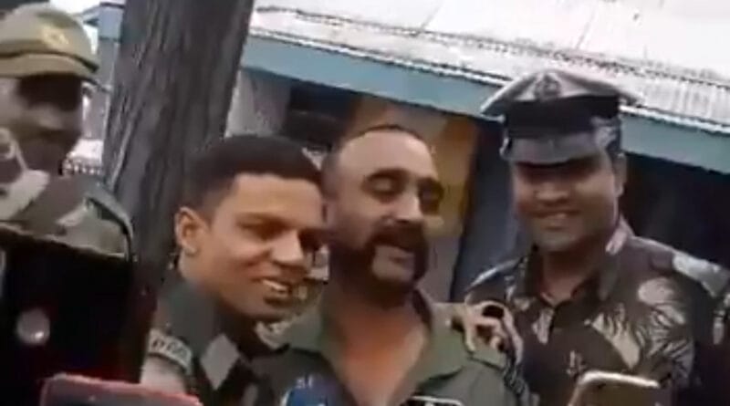 पाकिस्तान में घुसकर उसके एफ-16 विमानों को मार गिराने के बाद भारतीय वायुसेना के अधिकारी विंग कमांडर अभिनंदन देश के हीरो बन गए थे। उनका एक वीडियो सोशल मीडिया पर खूब वायरल हो रहा है।