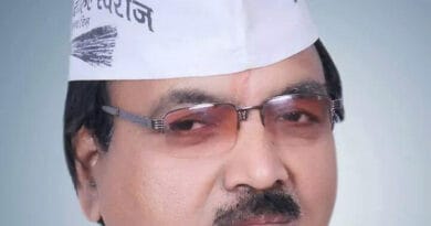 दिल्ली गांधीनगर से विधायक अनिल बाजपाई हुए बीजेपी में शामिल। कई दिन से चल रही थी बात। अरविंद केजरीवाल ने पूछा गोयल जी आप कितना दे रहे हो?