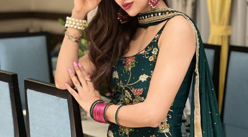 Nusrat Jahan Wedding: नुसरत की वेडिंग रिसेप्शन में पहुंची ममता बनर्जी