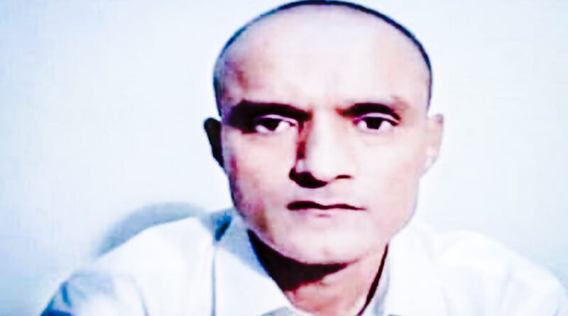 पाकिस्तान की जेल में बंद भारतीय नागरिक कुलभूषण जाधव केस पर इसी महीने फैसला आने की संभावना है। जाधव का मामला अंतर्राष्ट्रीय कोर्ट में लंबित है।