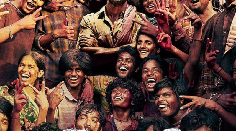 ऋतिक रोशन की फिल्म सुपर 30 सिनेमाघरों में लोगों को खूब पसंद आ रही है। फिल्म ने बॉक्स ऑफिस पर धमाल मचा रखा है। फिल्म ने 6 दिन में ज़बरदस्त कमाई की है।