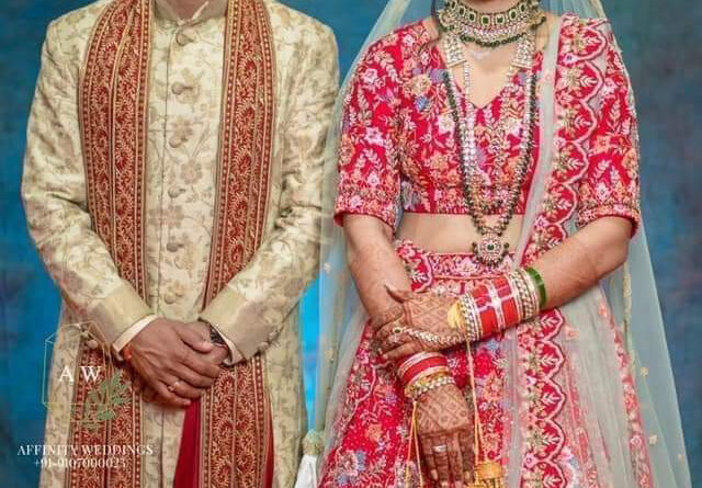 मशहूर महिला पहलवान गीता फोगट (Geeta Phogat) छोटी बहन संगीता फोगट के साथ एशिया गेम्स में देश को गोल्ड मैडल दिलाने वाले रेसलर बजरंग पुनिया शादी करेंगे। दोनों की शादी अगले साल जापान‌ के टोक्यो शहर में होने वाले ओलंपिक खेलों के बाद होगी।