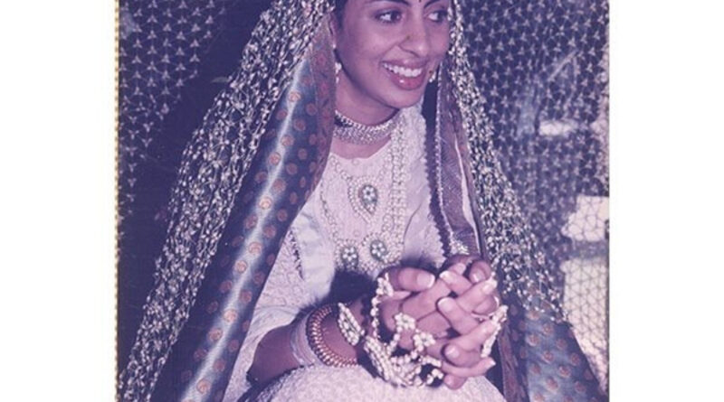अमिताभ बच्चन की बेटी श्वेता बच्चन नंदा की शादी की तस्वीरें इंटरनेट पर जमकर वायरल हो रही हैं। इन तस्वीरों को मशहूर डिजाइनर अबू जानी और संदीप खोसला ने अपने इंस्टाग्राम एकाउंट पर शेयर किया है।