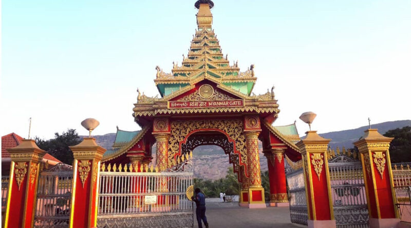 हिंदू धर्म में पितृ पक्ष का विशेष महत्व है। कहा जाता है कि अगर मरने वाले वाले व्यक्ति का श्राद्ध न किया जाए तो उसकी आत्मा को शांति नहीं मिलती और घर में खुशहाली नहीं आती