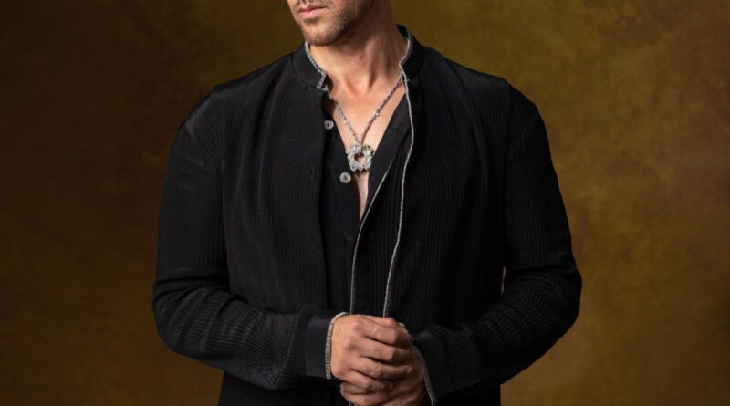 Hrithik Roshan and Tiger Shroff's War Movie broke the records of many films before its release