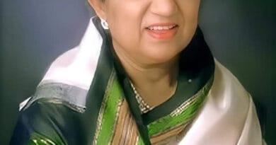 भारत रत्न से सम्मानित सुरों की मलिका लता मंगेशकर की गिनती अनमोल गायिकाओं में होती है। उनकी आवाज़ का जादू लोगों के सर चढ़कर बोलता है। संगीत की मलिका कहलाई जाने वाली 'लता ताई' को कई उपाधियों से नवाजा जा चूका है