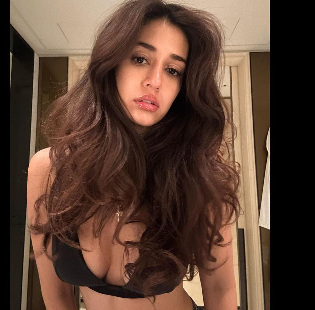 Disha bikini: दिशा पटानी की ब्लैक बिकनी फोटो ने इंटरनेट पर मचाया कहर