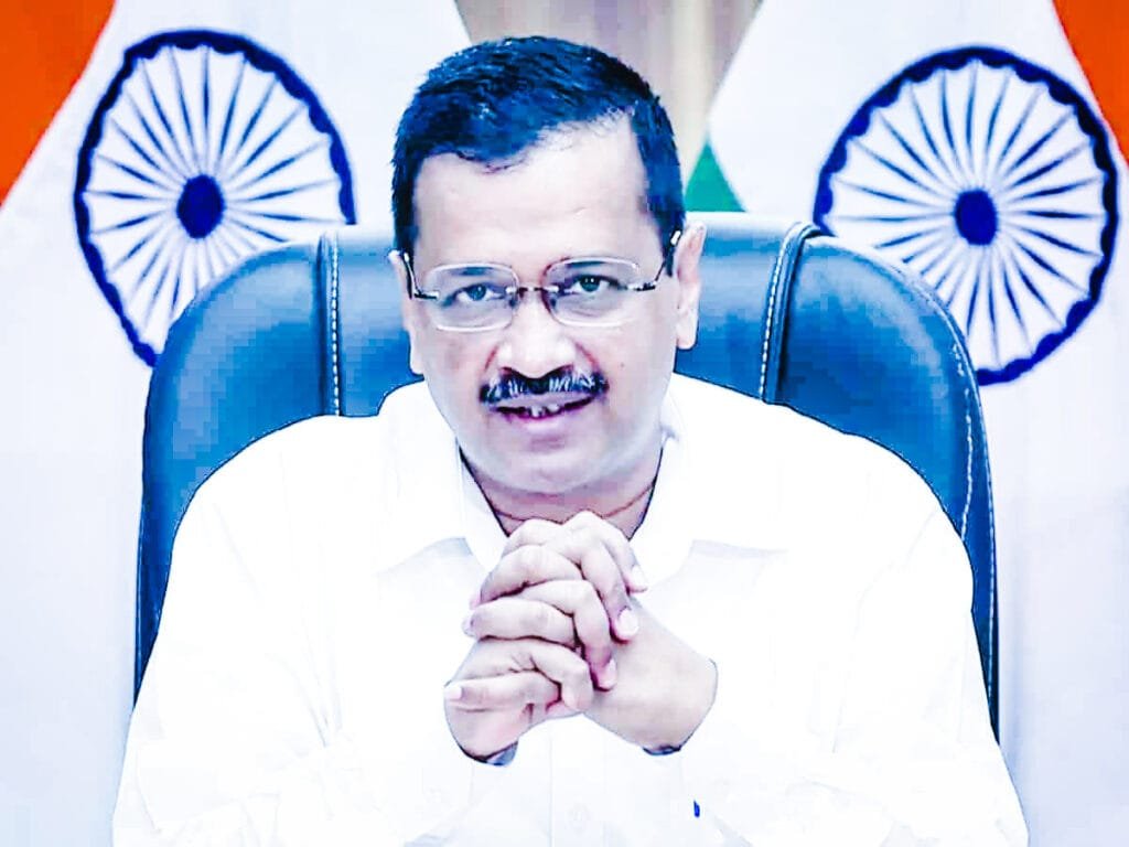 दिल्ली में विधानसभा चुनाव की सरगर्मियाँ के बीच आरोप-प्रत्यारोप का दौर लगातार जारी है। दिल्ली के मुख्यमंत्री अरविंद केजरीवाल ने शाहीन बाग़ में नागरिकता संशोधन कानून के खिलाफ चल रहे विरोध प्रदर्शन को लेकर बीजेपी को घेरा तो कुमार विश्वास ने किया हमला।