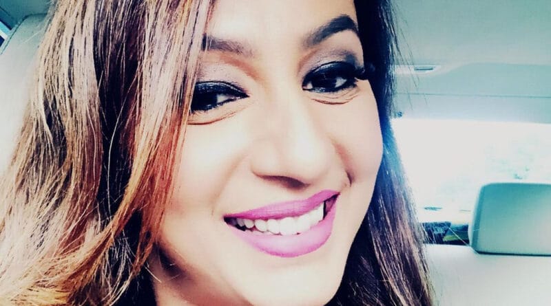 बिग बॉस 13 के घर में कश्मीरा शाह ने एंट्री करते ही धमाल मचा दिया है।कश्मीरा शाह ने कहा कि अब सिड और नाज खत्म हो गया है। उनका ये वीडियो खूब वायरल हो रहा है।
