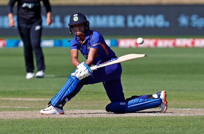New Zealand VS India 4th T20I: भारतीय टीम ने सुपर ओवर में जीता चौथा मुकाबला। राहुल और कोहली ने निर्णायक ओवर में 16 रन बनाए
