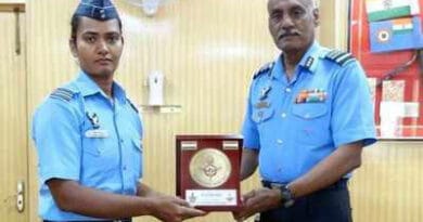 Shikha Pandey Honored: वायुसेना ने शिखा पांडे को किया सम्मानित