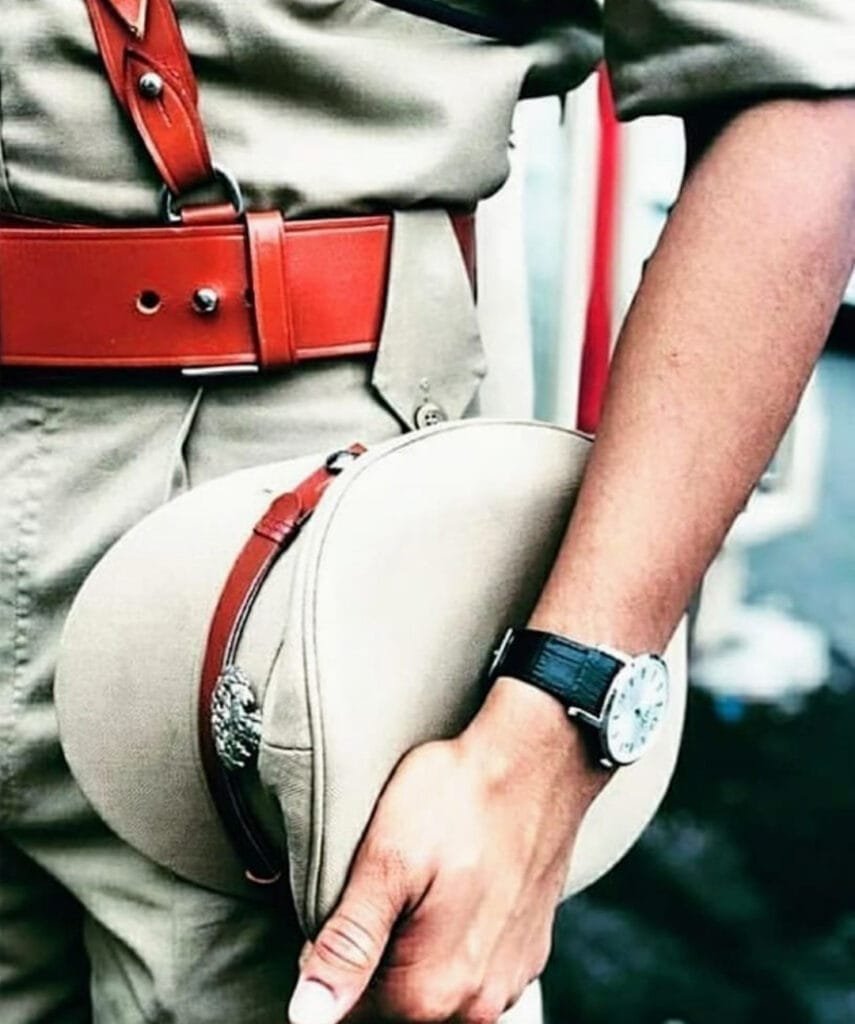 कर्नाटक राज्य ने पुलिस सब इंस्पेक्टर पद के लिए भर्तियां निकाली हैं। इन पदों के लिए 26 मई से 26 जून 2020 तक आवेदन कर सकते हैं। जानें इन पदों के लिए योग्यता ,सैलरी और आवेदन संबंधित जानकारियां।