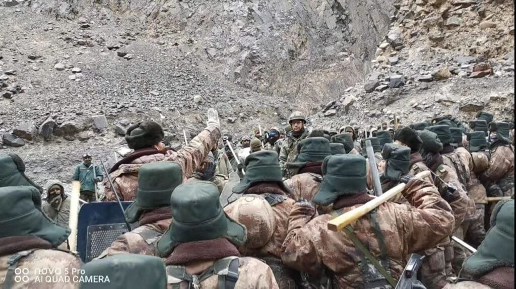 लद्दाख गलवान घाटी में PLA और Indian Army बीच हुई झड़प में 5 चीनी सैनिक मरे