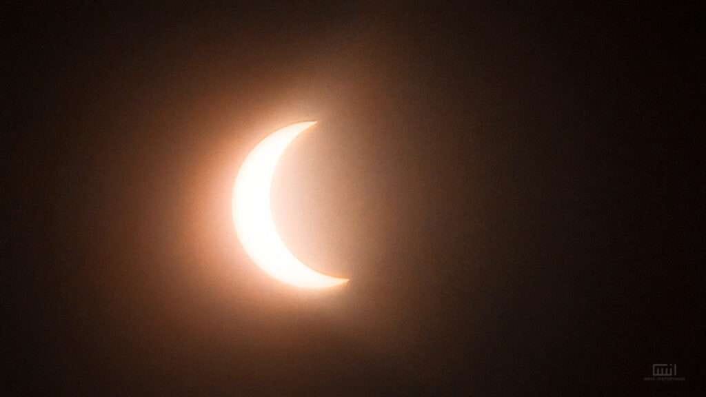भारत के कई शहरों में सूर्य ग्रहण 2020 अद्भुत नजारा देखने को मिला। 25 साल बाद ये पहला मौका है जब वलयाकार सूर्य ग्रहण के दर्शन हुए। अगली बार ऐसा ही नजारा 19 साल बाद देखने को मिलेगा। 