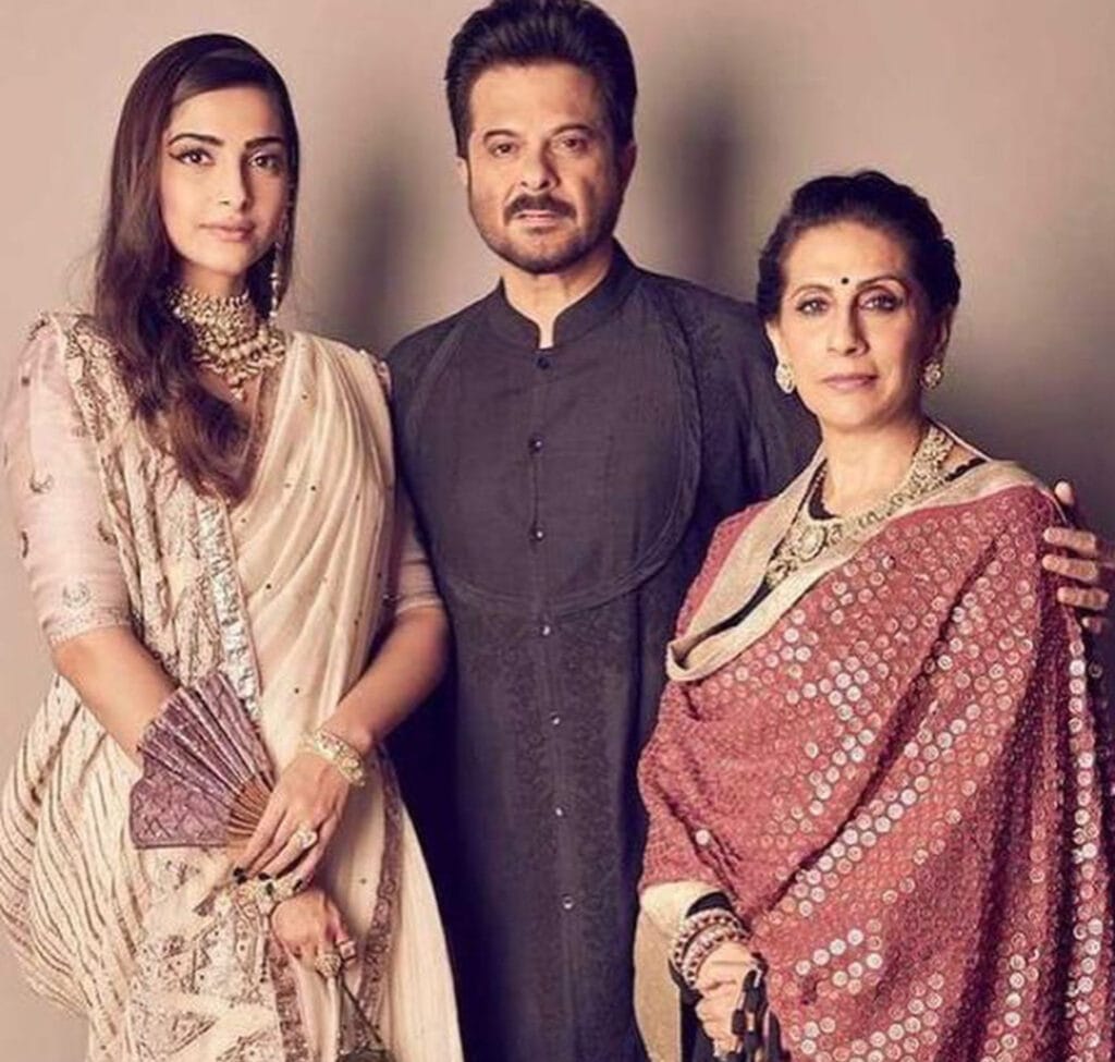 Fathers Day पर सोनम कपूर ने लिखा शानदार नोट