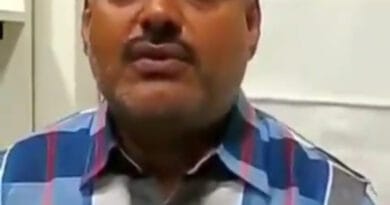 कानपूर के बिकारु गांव में दबिश पर गई पुलिस पर गोलियां बरसा कर 8 पुलिसकर्मियों की हत्या करने वाला विकास दुबे आज उज्जैन में पुलिस के हत्थे चढ़ गया। विकास दुबे पर 5 लाख का ईनाम घोषित था।