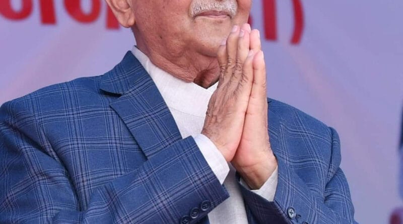 नेपाल के पीएम केपी शर्मा ओली ने एक बेतुका ब्यान देते हुए कहा कि भगवान राम का जन्म नेपाल में हुआ था। उन्होंने रामजन्म स्थल पर भी दावा किया है।