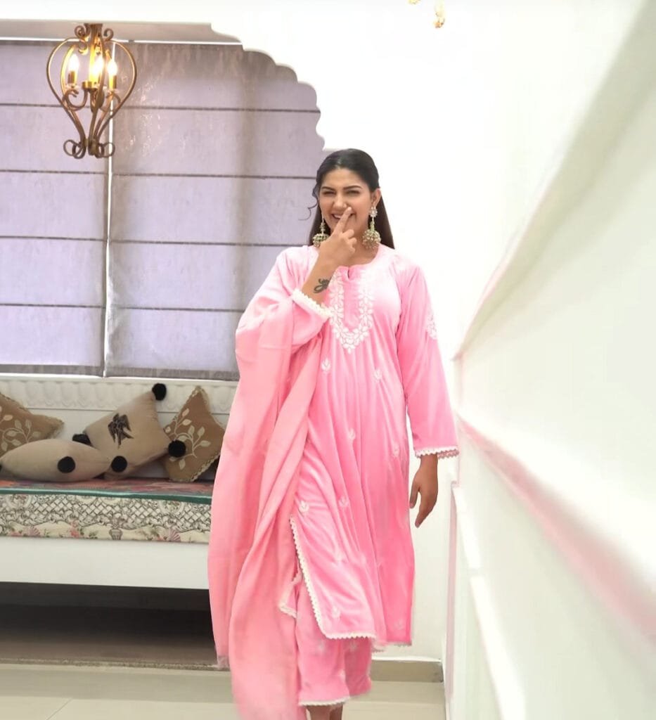 Hawa Hawai Video: बारिश में नहाती हुई सपना चौधरी का वीडियो वायरल