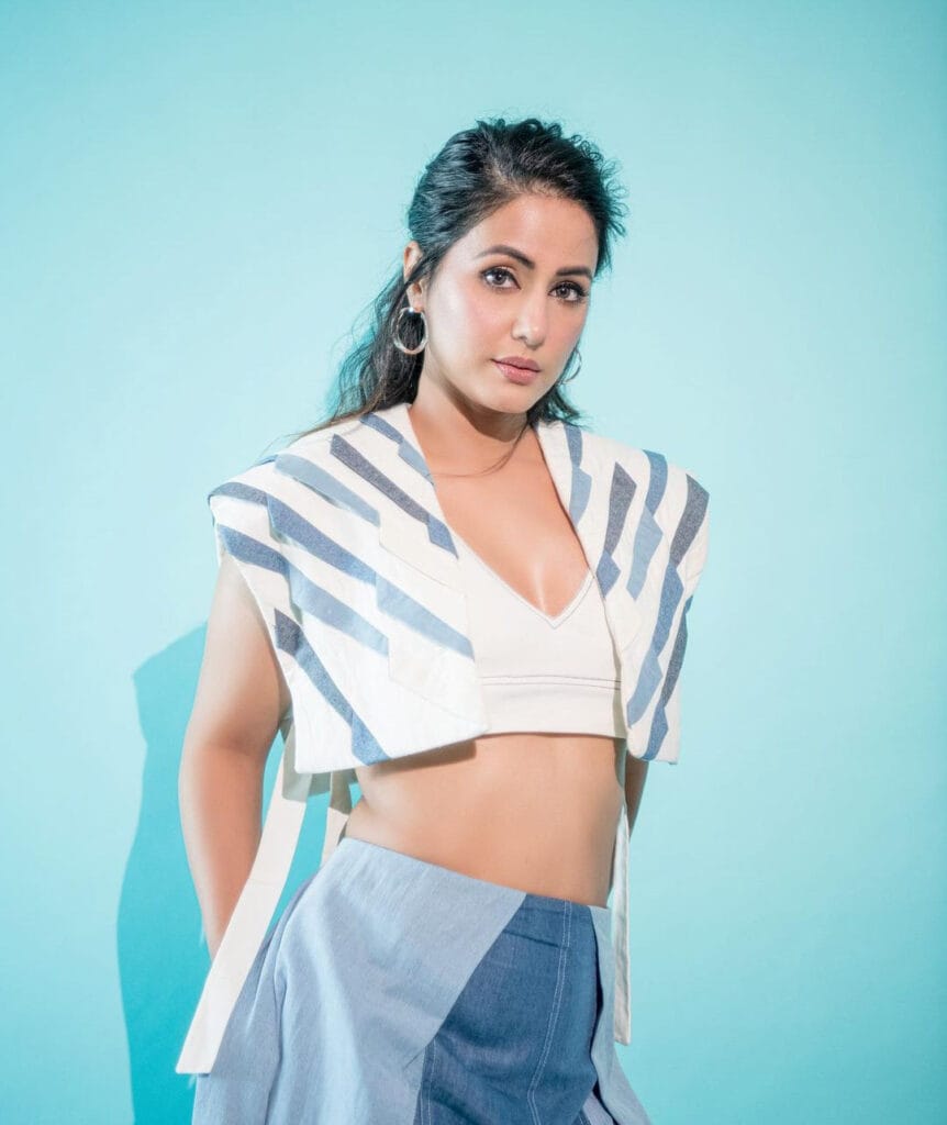 Hina Photo: हिना खान की खूबसूरत फोटो खूब हो रही है वायरल,आप भी देखें