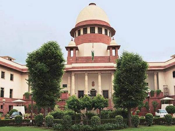 प्रशांत भूषण ने सुप्रीम कोर्ट अवमानना मामले में माफ़ी मांगने से इंकार किया