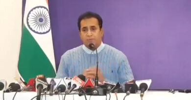 महाराष्ट्र के गृहमंत्री अनिल देशमुख ने कंगना रनौत पर ड्रग लेने का आरोप लगाया