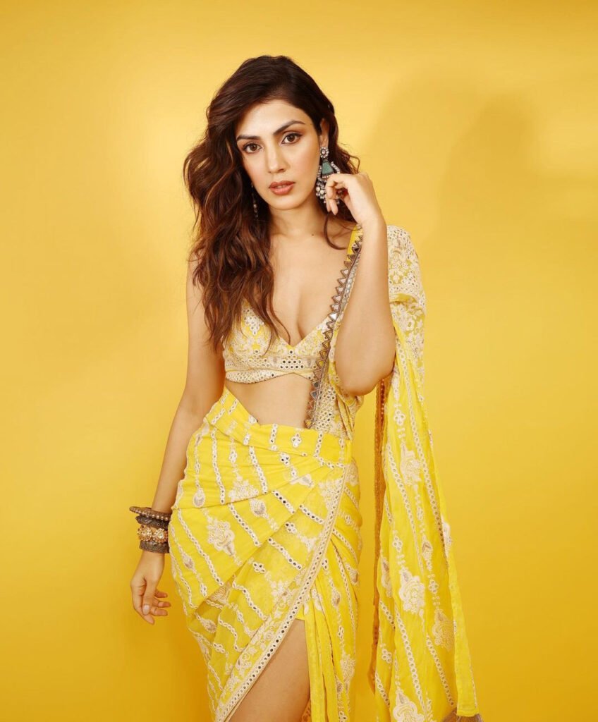 Rhea Chakraborty को NCB ने किया अरेस्ट