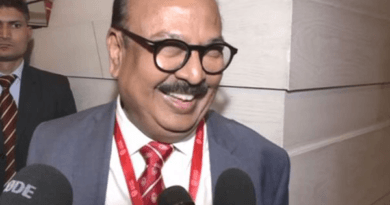 भारत बायोटेक कोरोना वैक्सीन का ट्रायल करने वाली स्वदेशी कंपनी है। ड्रग्स कंटोलर जनरल ऑफ़ इंडिया ने भारत बायोटेक को कोवैक्सीन के तीसरे फेस की मंजूरी दे दी है।