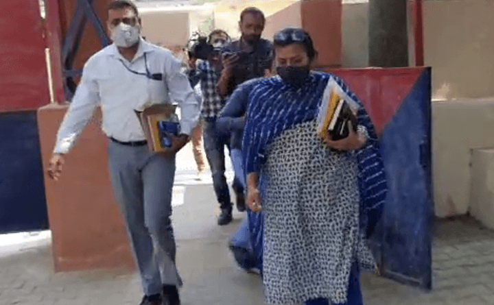 14 सितंबर 2020 को हाथरस में एक 19 वर्षीय दलित युवती का चार ठाकुर समुदाय के लोगों गैंगरेप किया था। सीबीआई जांच में यह पता चला कि सभी चारो आरोपी वारदात की जगह पर मौजूद थे।