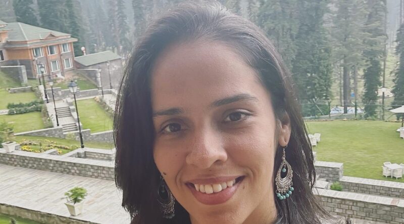Saina Nehwal trolled for supporting Hyderabad encounter, Anupam Kher gave a befitting reply to the trollers