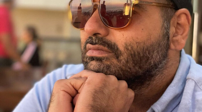 मशहूर कॉमेडियन कुणाल कामरा ने कोर्ट कंटेंप्ट केस में माफी मांगने से इनकार कर दिया है। उन्होंने कहा चुटकुले हकीकत नहीं होते हैं।
