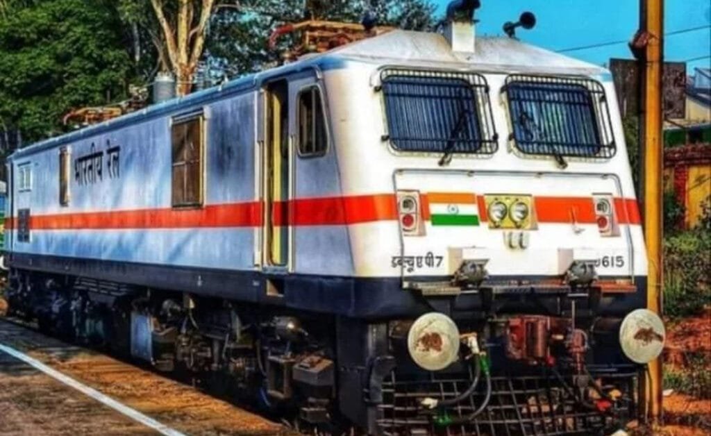 मध्य रेलवे ने 2532 पदों पर दसवीं पास उम्मीदवारों के लिए नौकरियां निकाली हैं। रेलवे द्वारा जारी की गई अधिसूचना के अनुसार इन पदों पर ट्रेड अपरेंटिस के इन पदों पर 6 फरवरी 2021 से आवेदन प्रक्रिया शुरू हो गई है।