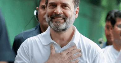 राहुल गांधी ने आज ट्वीट के जरिये पीएम मोदी पर निशाना साधा है। दरअसल उनका आज का ये ट्वीट कोरोना वैक्सीन पर जीएसटी को लेकर है।