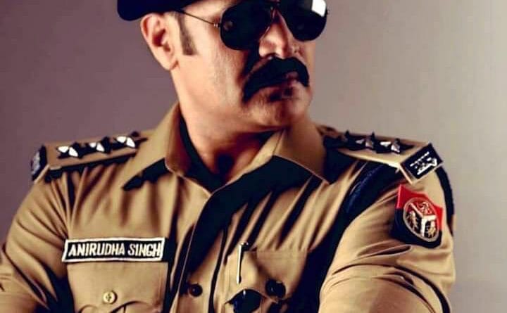 उत्तर प्रदेश पुलिस के डीएसपी अनिरुधा सिंह ने साइबर गैंग के बारे में चौकाने वाला खुलासा किया है । उन्होंने बताया कि आजकल अपराधियों ने लूटमार करने का नया तरीका अपनाया लिया है ।