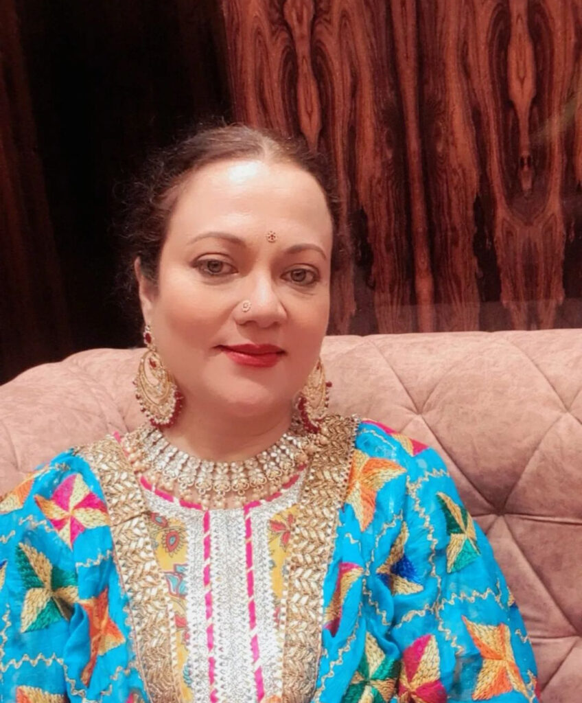 Mandakini वर्षों बाद अब दिखने लगी है ऐसी: Photos