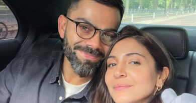 विराट कोहली और अनुष्का शर्मा की बेटी वामिका 6 महीने की हो गयी है, इस मौके पर एक्ट्रेस अनुष्का ने अपने इंस्टाग्राम अकॉउंट पर बेटी की कुछ तस्वीरें शेयर की है।