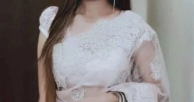 बॉलीवुड के बिग बी अमिताभ बच्चन की पोती और अभिषेक बच्चन और ऐश्वर्या राय की बेटी आराध्या बच्चन का एक डांस वीडियो खूब वायरल हो रहा है। इस वीडियो में आराध्या बच्चन स्कूली ड्रेस में डांस करती हुई नजर आ रही है। आराध्या बच्चन का यह थ्रोबैक वीडियो खूब वायरल हो रहा है।