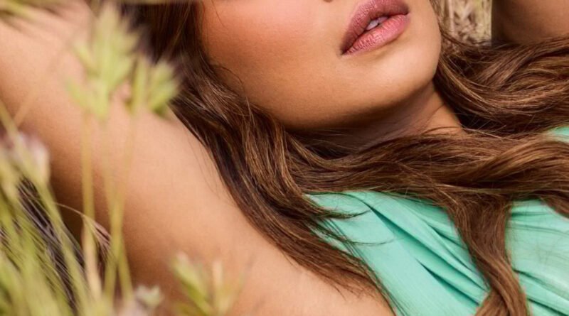 Priyanka Chopra 19: प्रियंका चोपड़ा की हॉट तस्वीरें हुई वायरल,आप भी देखें