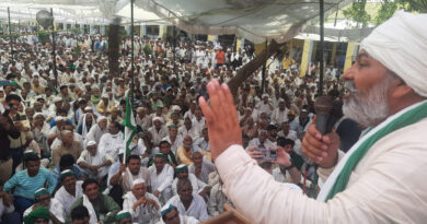 भारतीय किसान यूनियन के राष्ट्रीय प्रवक्ता राकेश टिकैत ने कहा कि मुजफरनगर के बाद उत्तर प्रदेश के बाकि मंडलों में भी किसान महापंचायतों का आयोजन किया जाएगा। उन्होंने कहा कि जब तक बिल वापिस नहीं होंगे तब तक घर वापसी नहीं होगी। 