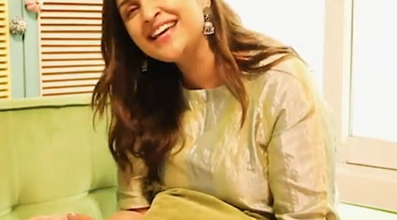 एक्ट्रेस परिणीति चोपड़ा ने एक वीडियो शेयर किया है, वीडियो में उनको अपने भाई शिवांग के साथ सुर से सुर मिलाते देखा जा सकता है। 