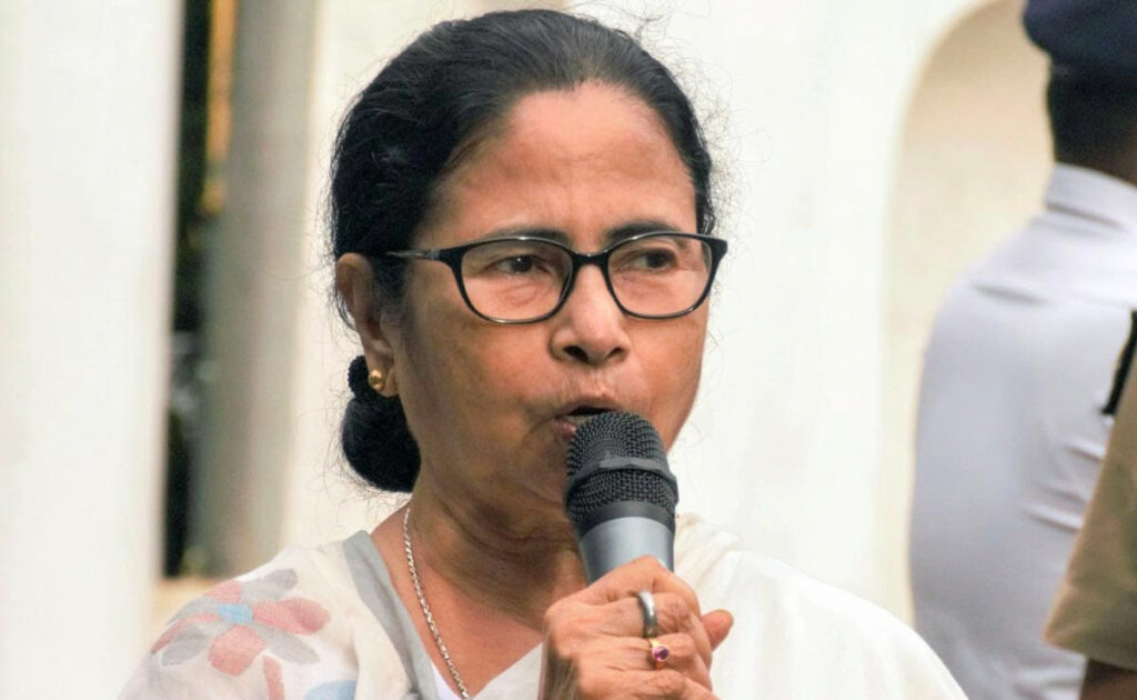 Mamta BJP:हम बीजेपी को देश से बाहर निकालने का वादा करते हैं