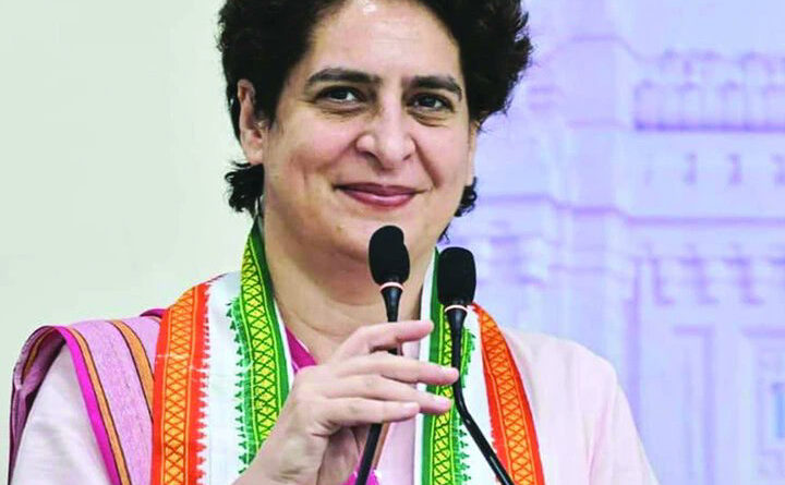 Priyanka Gandhi: वाराणसी में दहाडी प्रियंका गांधी