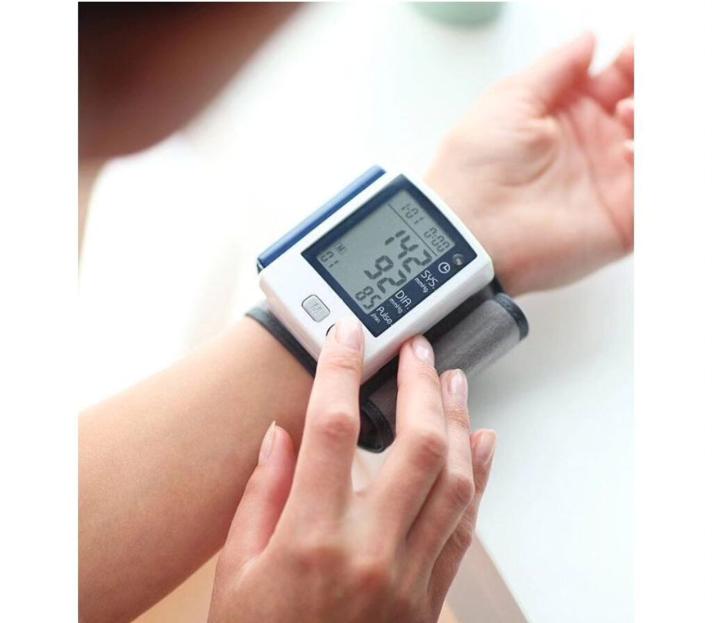 High Blood Pressure से हैं परेशान तो अपनाएं ये देसी नुस्खे