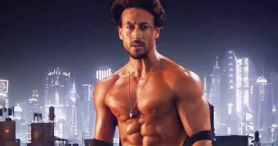 Shirtless: टाइगर श्रॉफ ने ठंड में शर्टलेस होकर लगाई दौड़: Video
