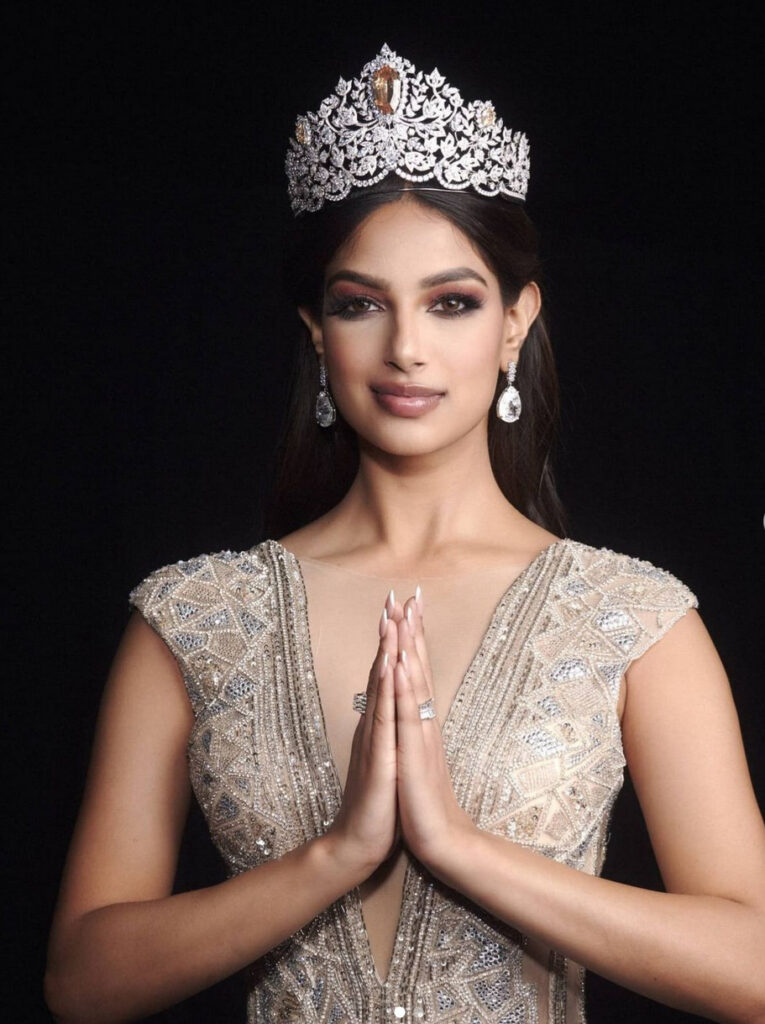 हरनाज कौर संधू ने मिस यूनिवर्स 2021 का ताज अपने नाम कर लिया है। पुरे 21 साल बाद भारत ने मिस यूनिवर्स का ताज अपने नाम किया है।