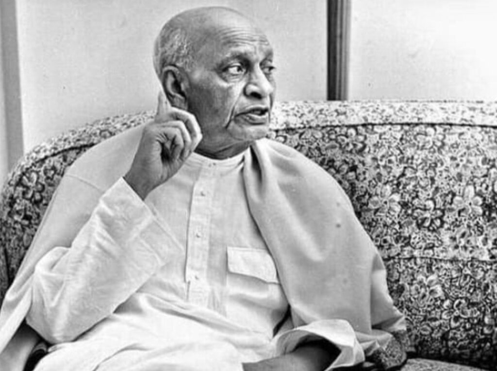 पंजाब के मुख्यमंत्री चरणजीत सिंह चन्नी ने कहा कि पीएम मोदी की सुरक्षा को कोई खतरा नहीं था। यह पंजाब को बदनाम करने की साजिश है। स्वतंत्रता संग्राम में हिस्सा लेने वाले सबसे अधिक लोग पंजाब से हैं। ऐसे में पंजाब और पंजाबियों पर इस तरह के आरोप लगाना पूरी तरह गलत है।